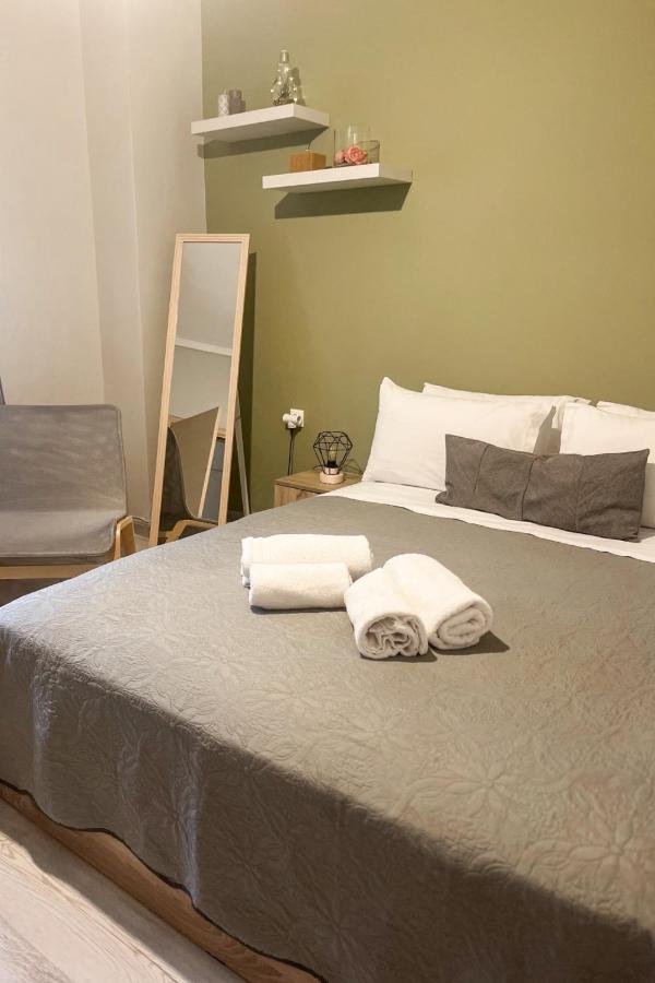 21St Street Comfy Studio Ioannina Ngoại thất bức ảnh